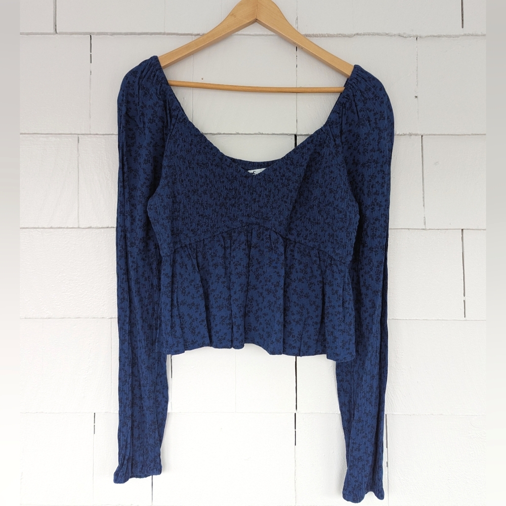 Hollister Blue Patterned Long Sleeve Crop Top Medium